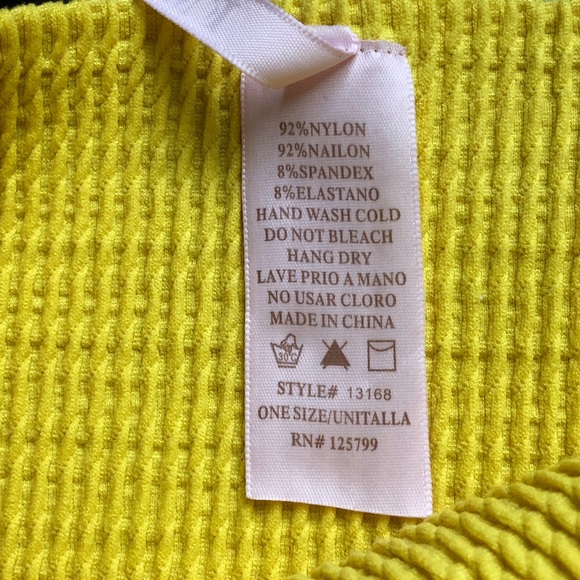 FM Seamless Dress - Picture 4 of 4